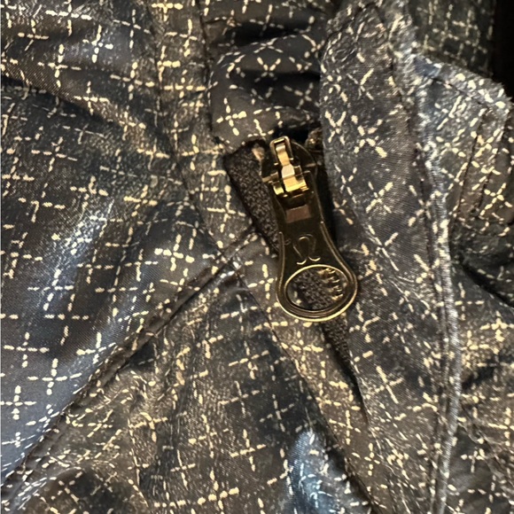 Lululemon Spring Fling Sashiko Cross Inkwell Ghost Goosedown Puffy Vest - Picture 6 of 15